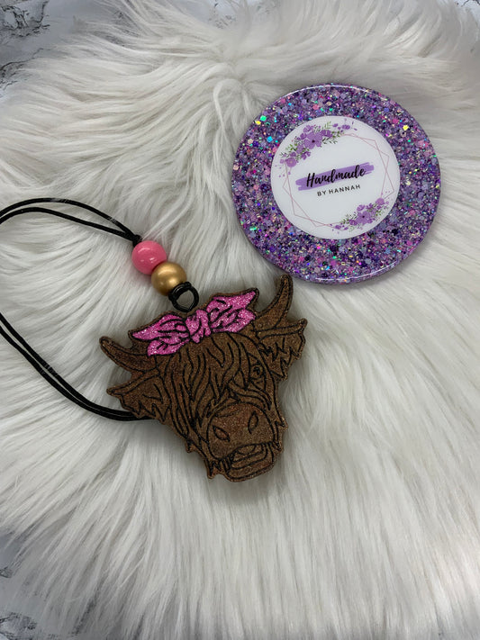 Cow With Bow Car Freshie | Scent: Jamaican Me Crazy