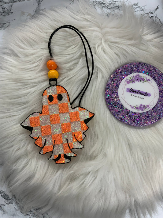 Checkered Ghost Car Freshie | Glow in the Dark | Scent: Cozy Flannel